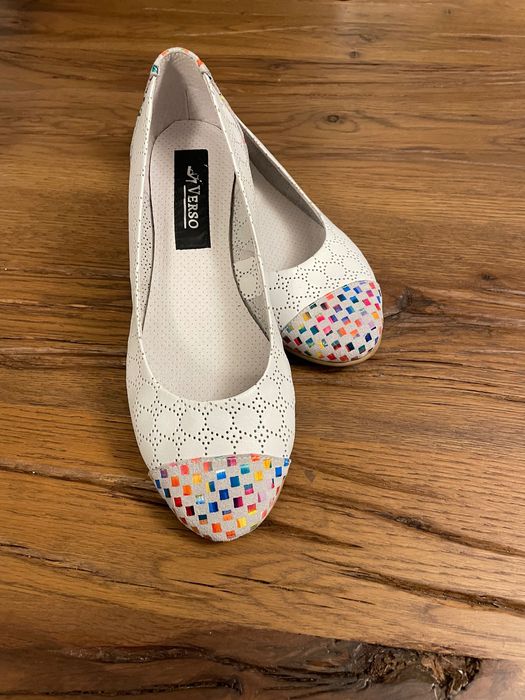 Balerini din piele perforată