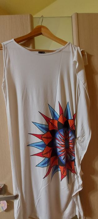 Tunici, rochii plaja, pantaloni in-5 produse