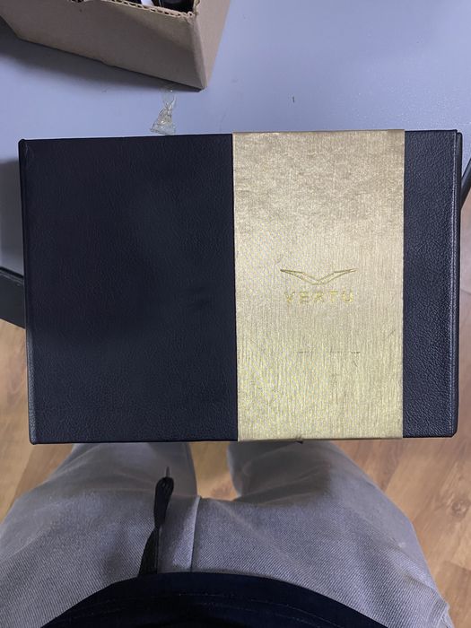 Продам телефон верту новый