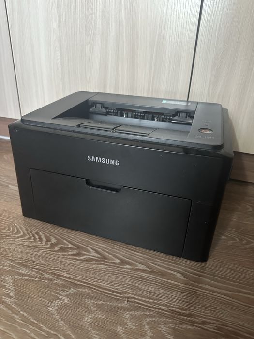 Продам принтер Samsung ML-1640