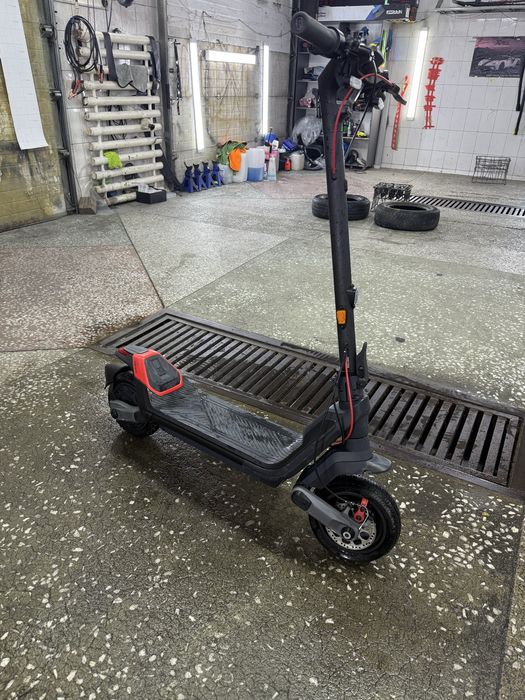 Электросамокат Ninebot p100s
