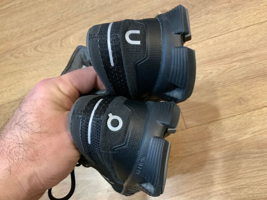 On Cloud-оригинални обувки 42 размер