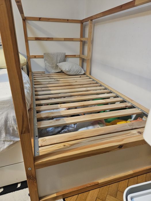 Pat ikea Kura cu saltea