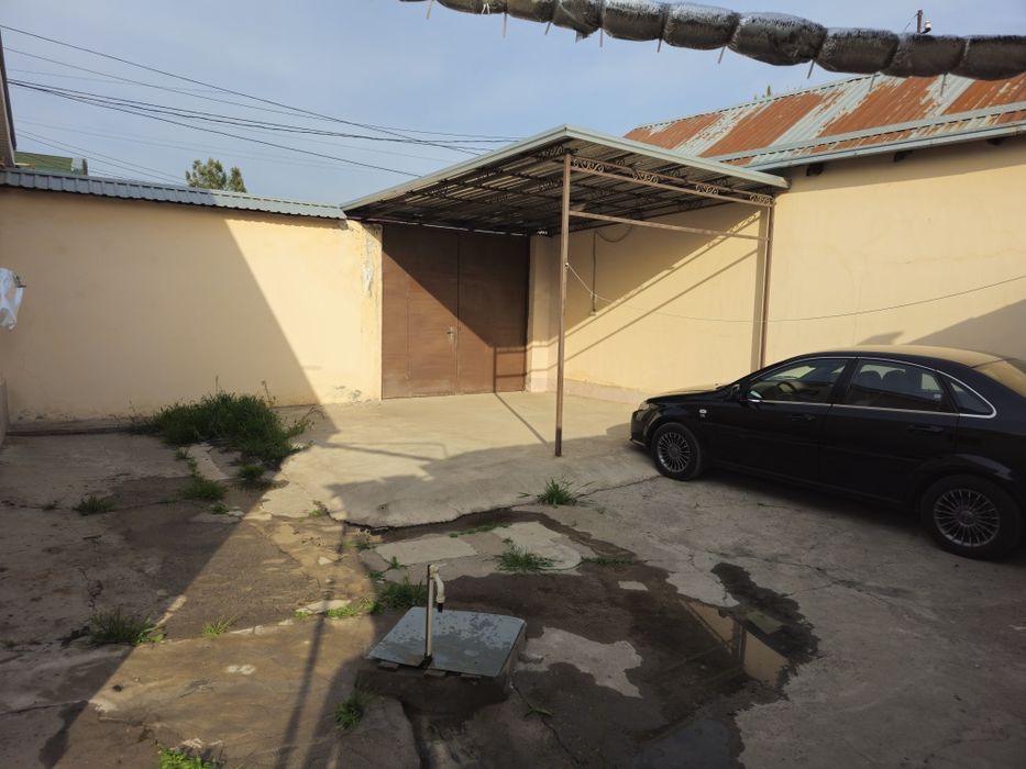 Продаётся СВОЙ дом с участком 4.4 . Ориентир Азербайджанский  центр