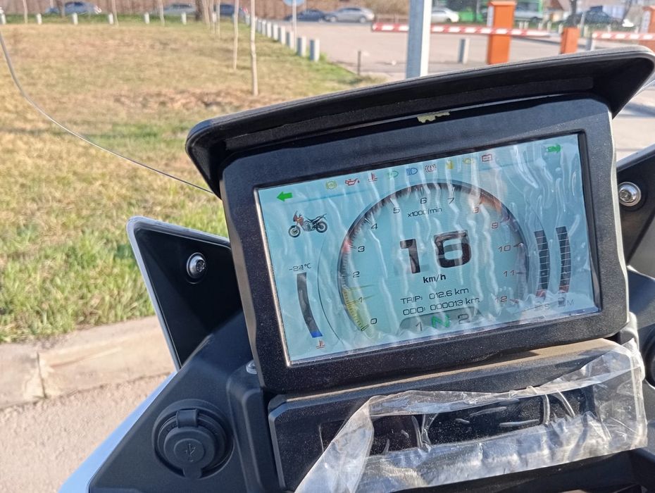 Продам мотоцикл. Новый.