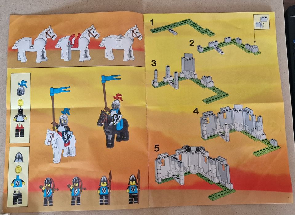 Продавам Lego 6074 Black Falcon's Fortress от 1986