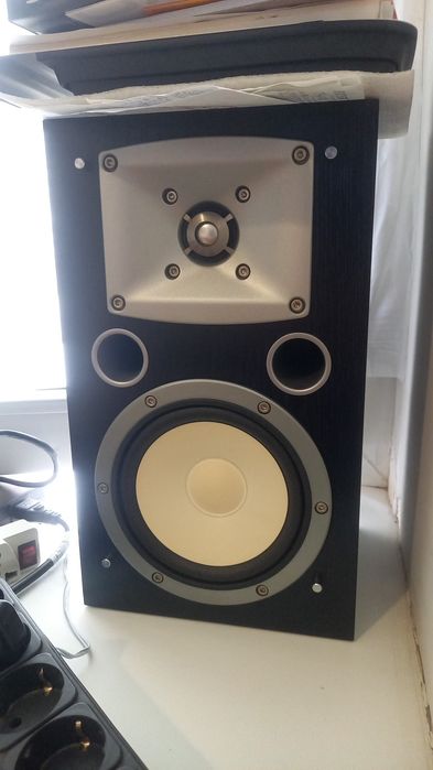 Акустика Yamaha ns 2hx .