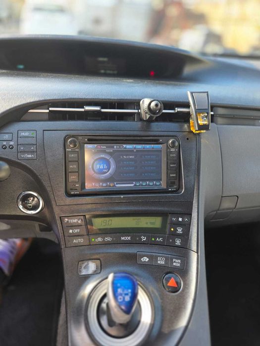 Toyota Prius 2011 Hibrid GPL