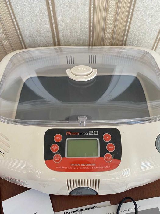 Инкубатор Rcom PRO 20 Корея