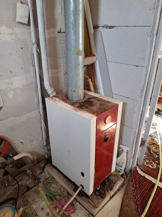 Газовый котель Юнкер. Б/у.