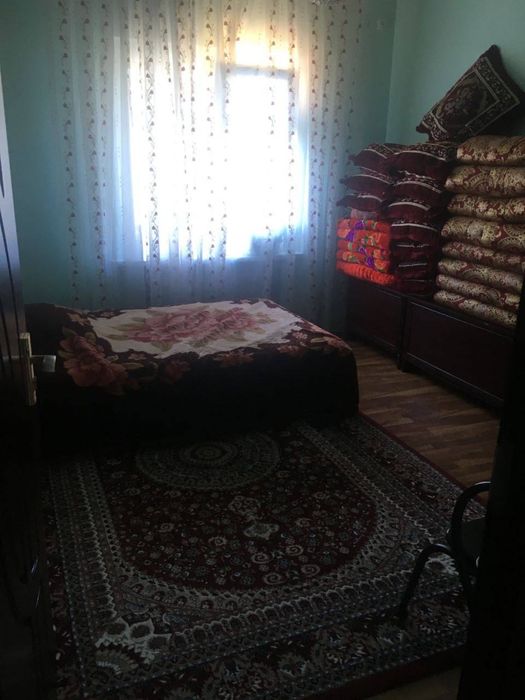 Продам 4 комнатный квартиру