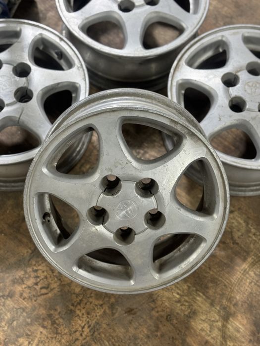 Диски комплект Тойота Ипсум