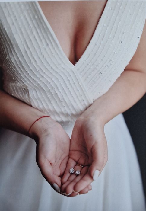 Vand rochie de mireasa marime XS-S