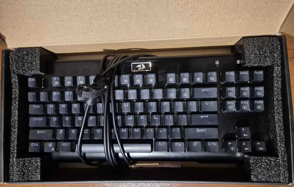 Гейминг клавиатура Redragon Visnu K561