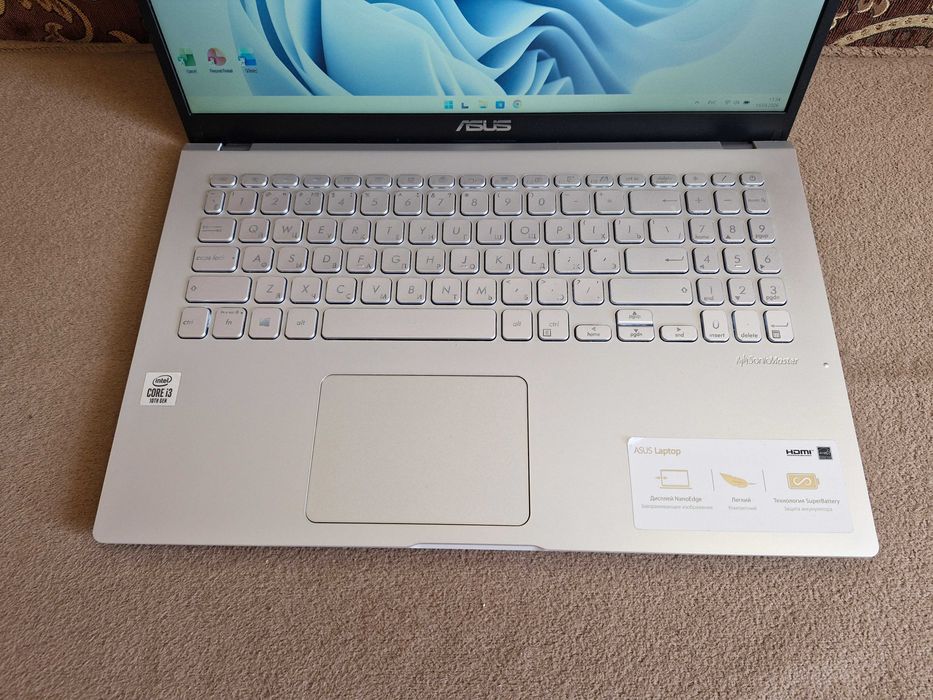 Быстрый Asus i3-10. Батарею держит 2ч