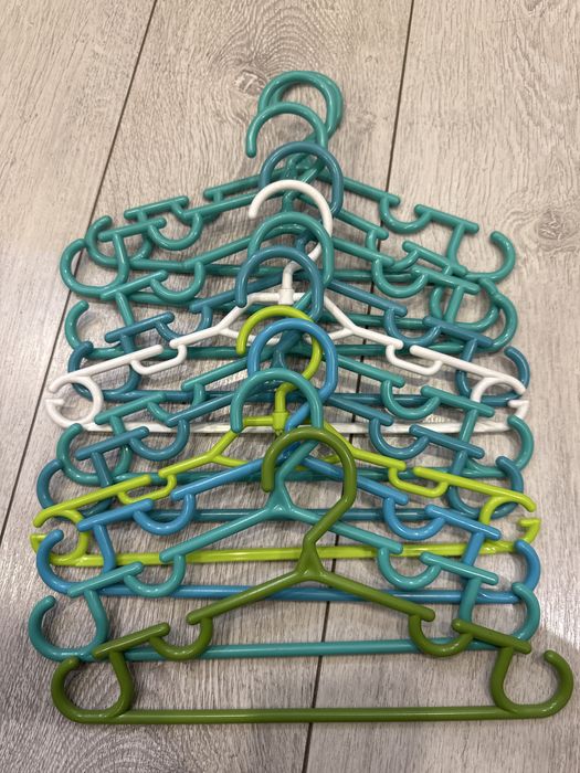 Вешалки детские подростковые