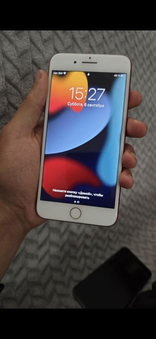 Продам iphone 7plus Red 12/256гб акб 75 %