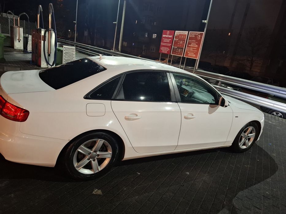 Vând Audi A4 B8 S-Line