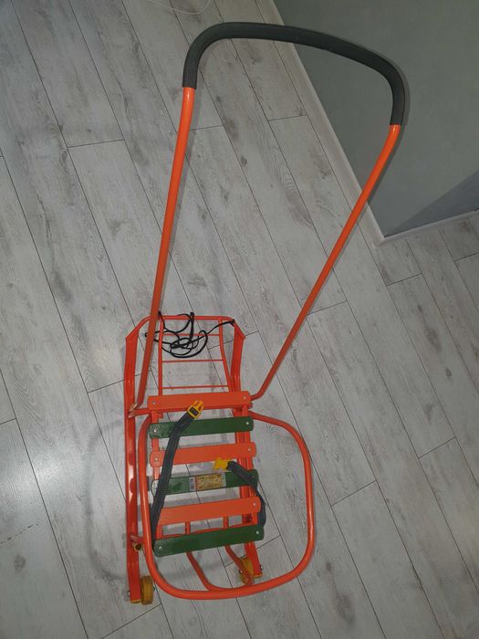 Детские санки для катания