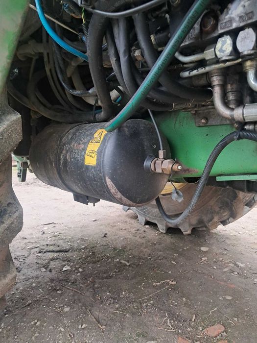 Vand tractor john deere 6310 John Deere tractor