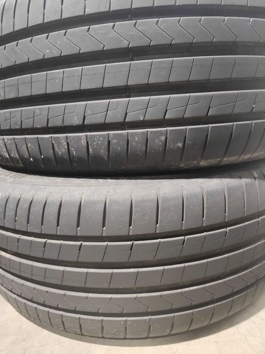 2бр.летни гуми 235/55/17 Hankook