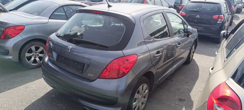 Peugeot 207  1.4i/HDi  1.6i/HDi +др.цветове + SW (2006-2014) на части
