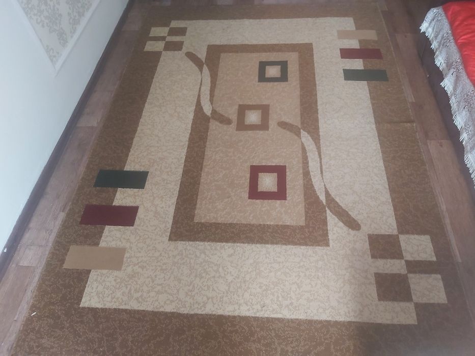 Продаю ковёр самовывоз в Майкудуке