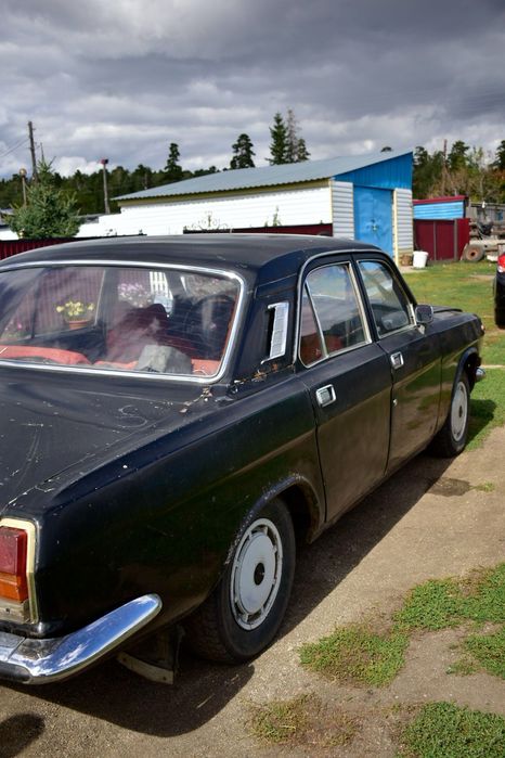 Автомобиль газ 2411