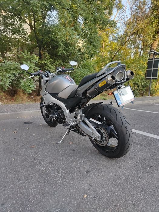 Suzuki GSR 600 R