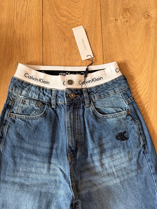 Calvin Klein!Дънки с висока талия с ластик Wild leg