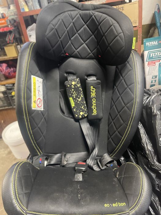 Детско столче  за кола