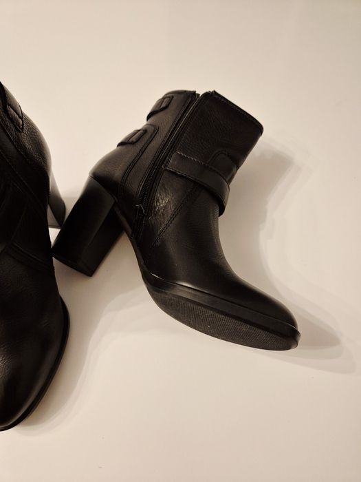 Ghete negre piele marime 36