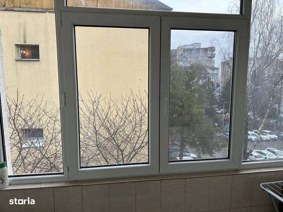 G.Enescu-Zona Spital-Apartament 2 camere,mobilat,cu centrala ,62000E — fotografia 3