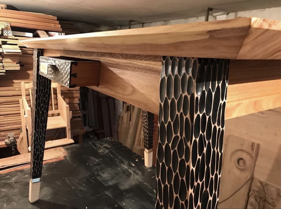 Барный стол из карагача