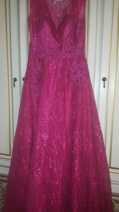 Продам вечернее платье