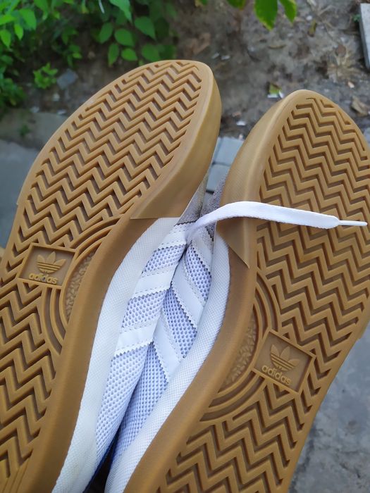 Маратонки/кецове Adidas 44