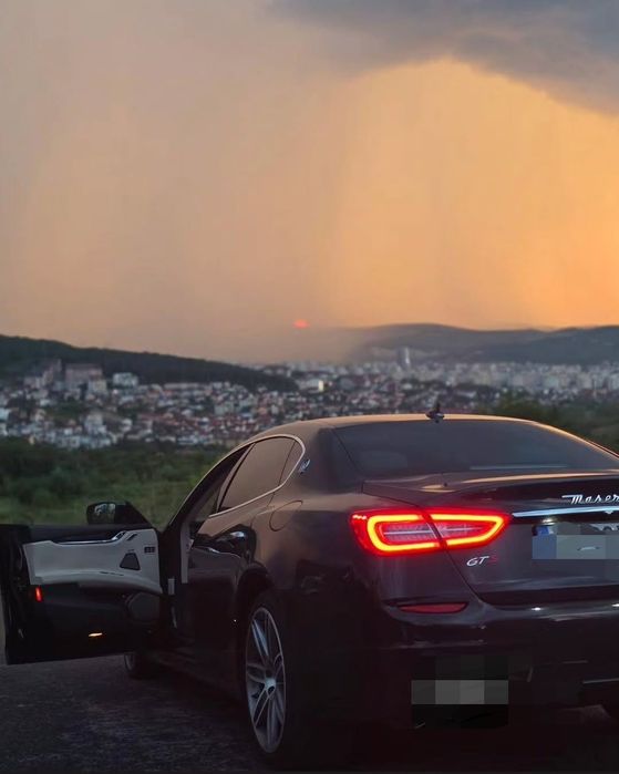 Maserati Quattroporte GTS v8 530 cp