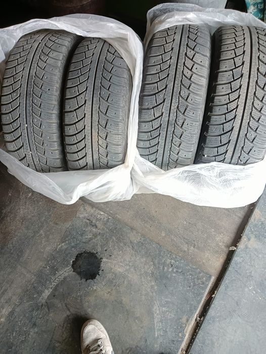 Продам шины 195/60/15