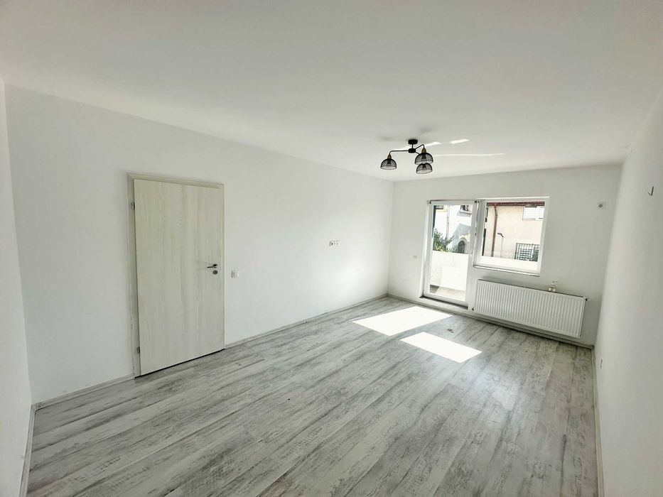 Apartament 2 camere - Total decomandat - Parter - Berceni