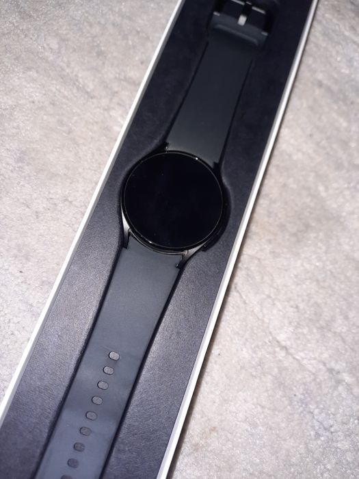 Samsung Galaxy SmartWatch 4