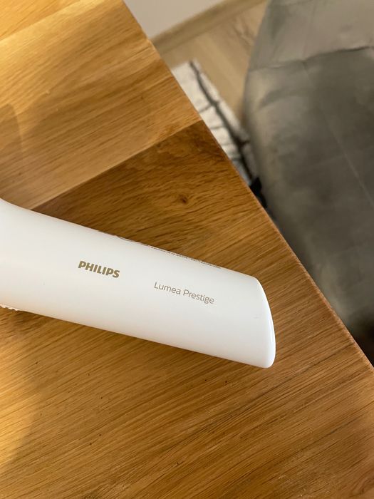 Фотоепилатор IPL Philips Lumea Prestige BRI954/00