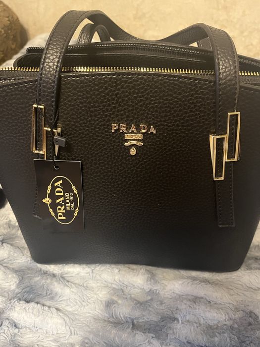 Стилна дамска чанта