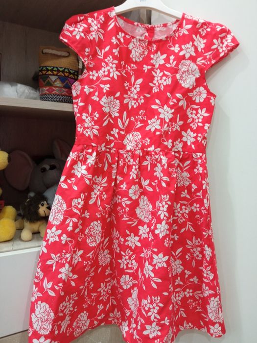 Платья на девочку 7-9 лет