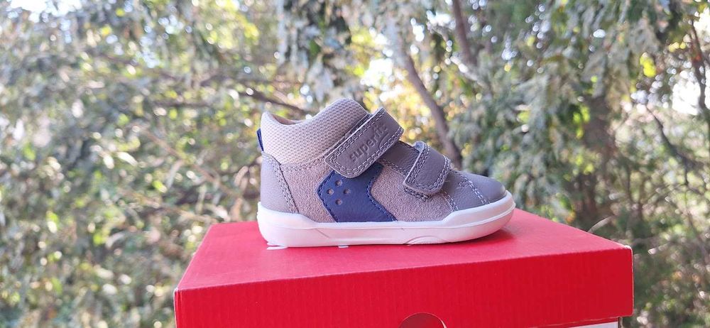 Нови боси сникърси/обувки/маратонки на Superfit - н. 20