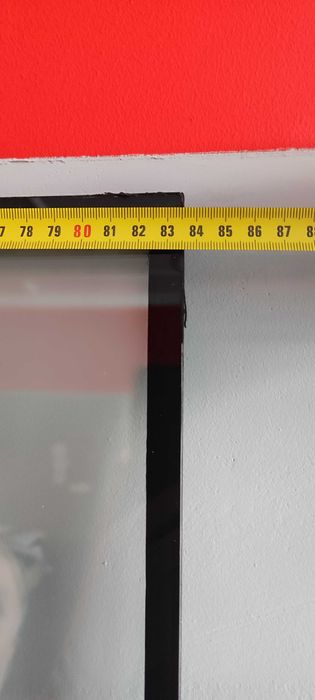 Алуминиева дограма с врати.