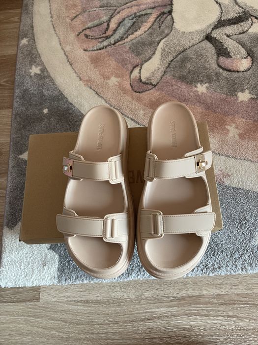 Сандали Steve madden