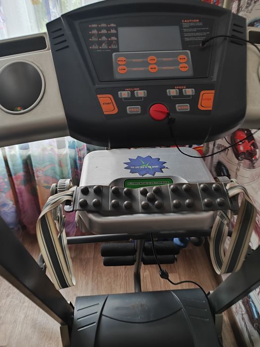 Продаётся беговая дорожка