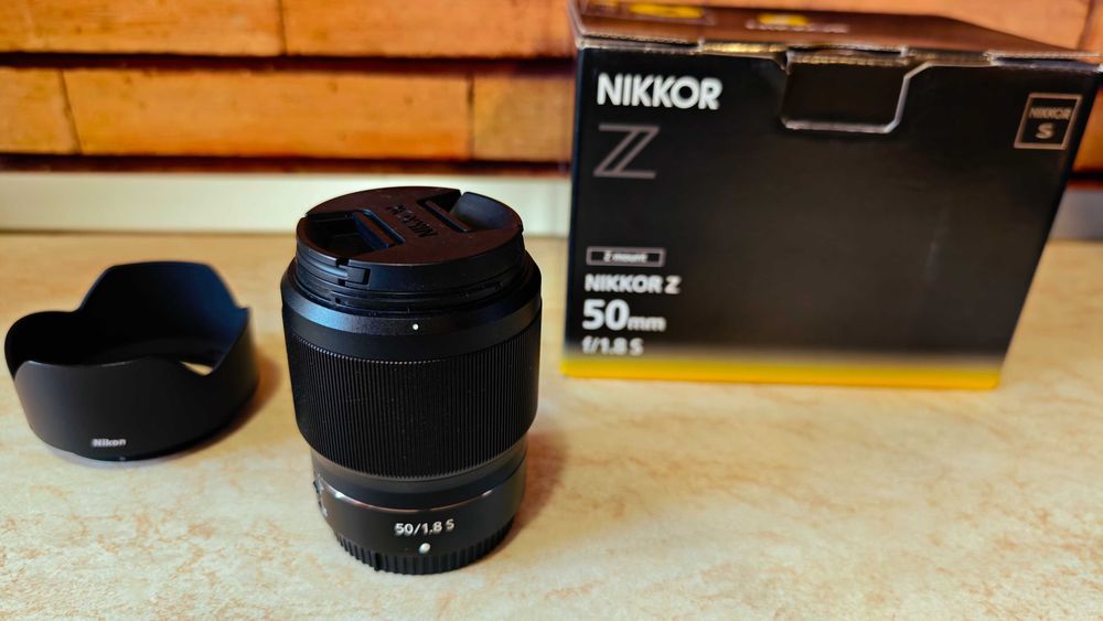 Nikon NIKKOR Z 50mm f/1.8 S – stare excelentă, cutie, parasolar