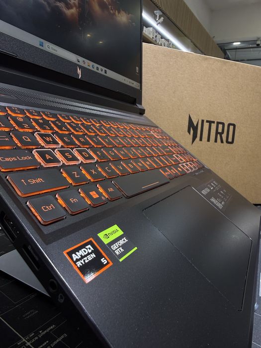 Acer Nitro V16 Ai Ai5-240/16/512/5050 8Gb