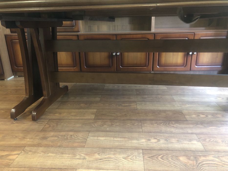 Продам стол из дерево